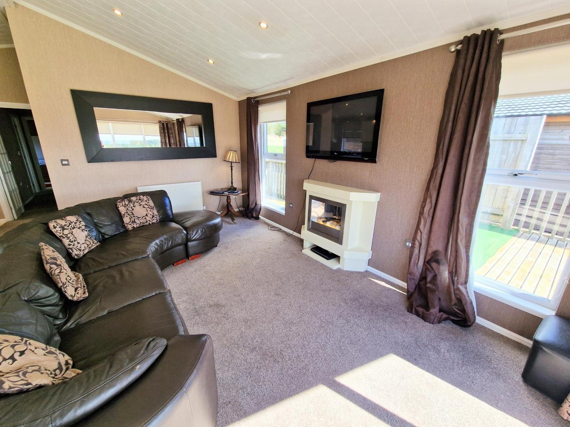 Benarty 11 With Private Hot Tub - Fife - Loch Leven - Lomond Hills - Pet Friendly Villa Kelty Eksteriør bilde