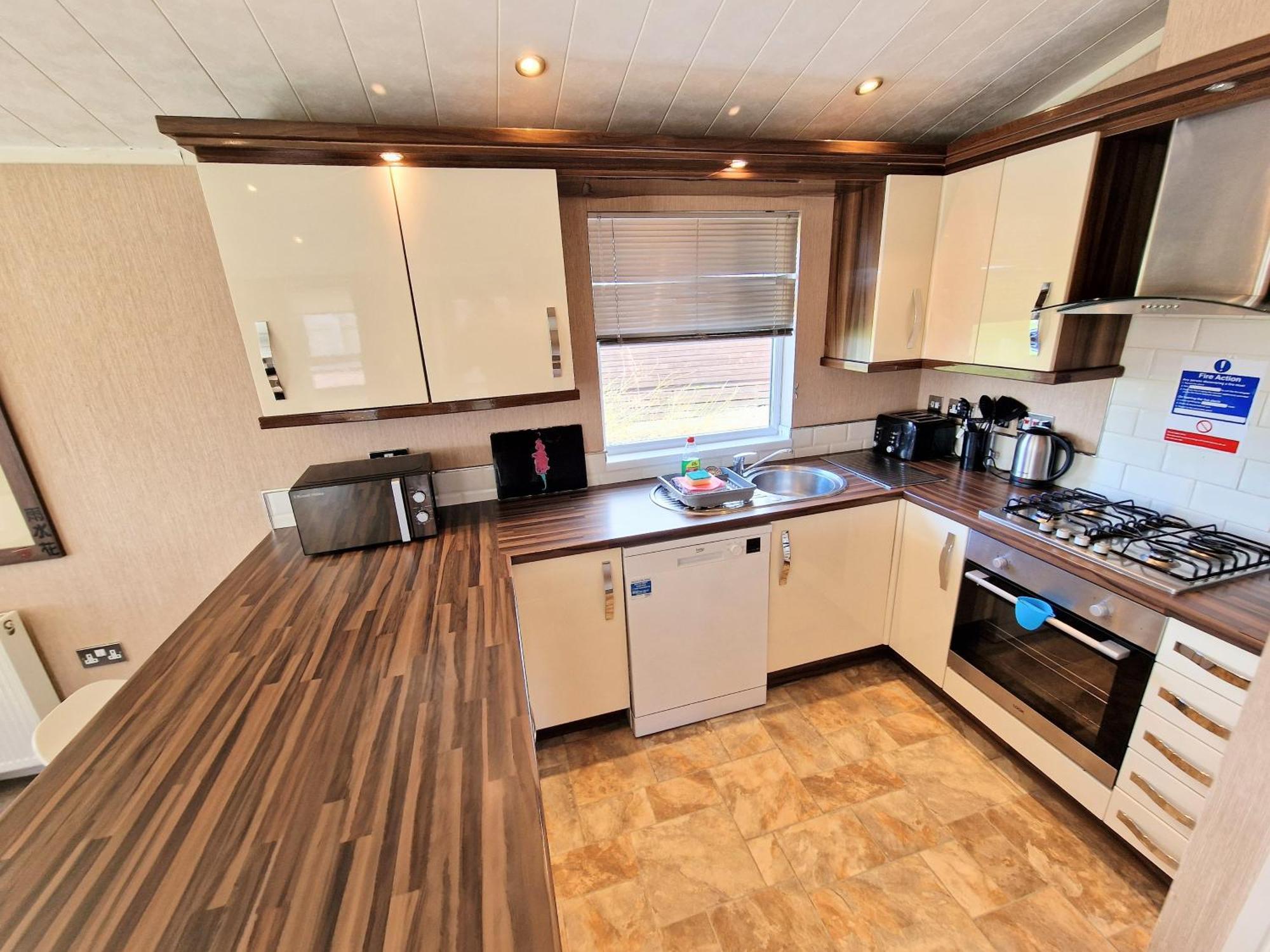 Benarty 11 With Private Hot Tub - Fife - Loch Leven - Lomond Hills - Pet Friendly Villa Kelty Eksteriør bilde