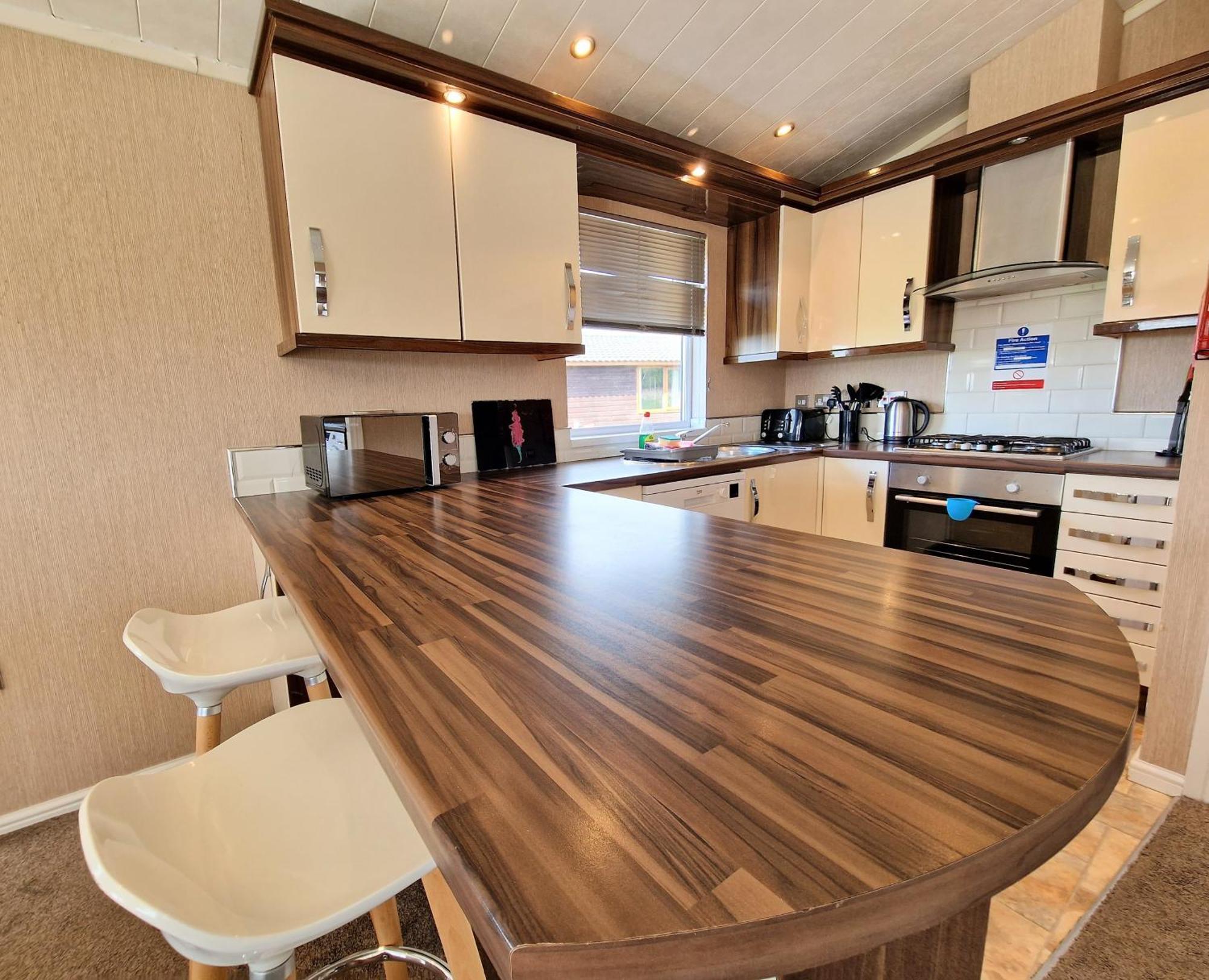 Benarty 11 With Private Hot Tub - Fife - Loch Leven - Lomond Hills - Pet Friendly Villa Kelty Eksteriør bilde